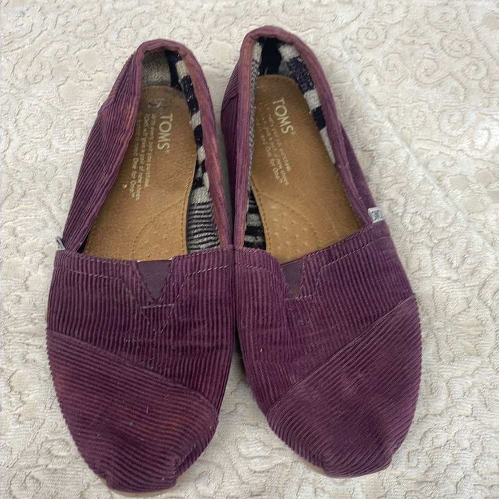 TOMS Women's Purple Corduroy Shoes